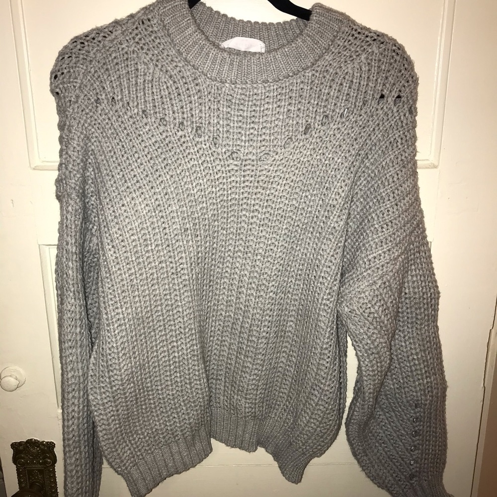 Light grey sweater